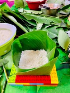 2-cach-goi-banh-chung-ky-la-cua-nguoi-viet-xa-xu1