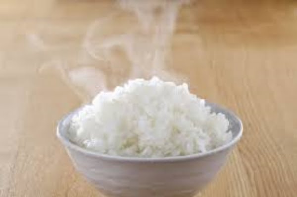 Ăn cơm nhiều có lợi sữa không?