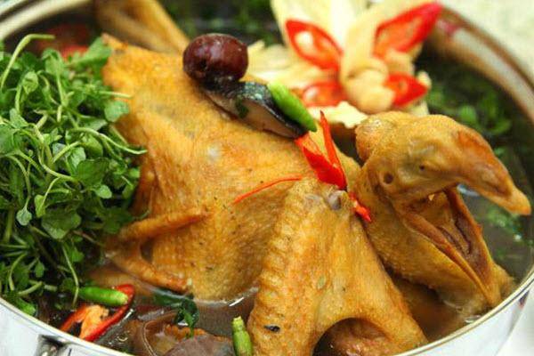 Rau ăn lẩu gà ớt hiểm là rau gì?