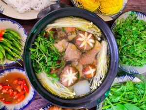 Nồi lẩu gà đã hoàn thành